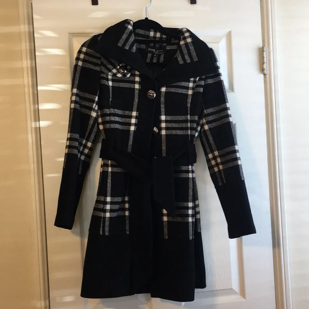 Black Rivet Coat - Picture 1 of 7